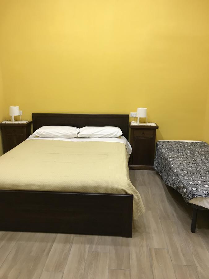 Bed and Breakfast La Casa Di Fafa Napoli Esterno foto