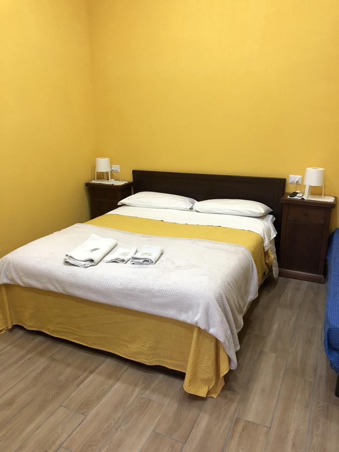 Bed and Breakfast La Casa Di Fafa Napoli Esterno foto