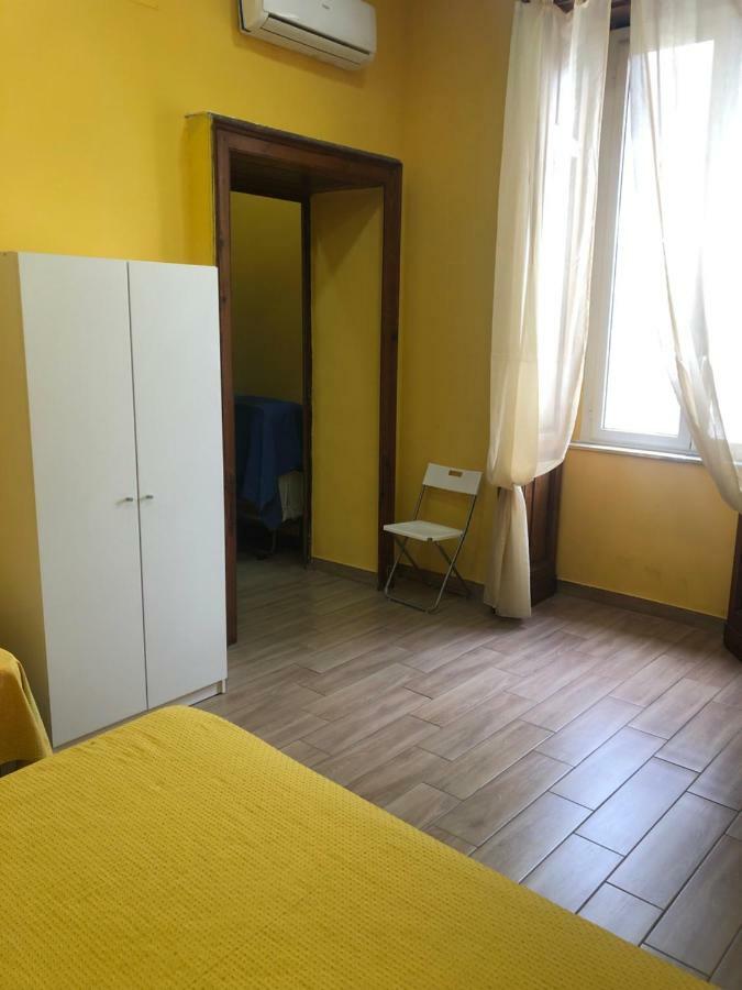 Bed and Breakfast La Casa Di Fafa Napoli Esterno foto